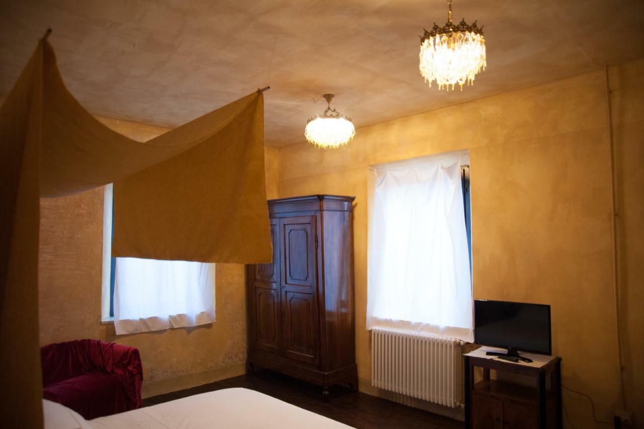 Corte Mantovanella Sant'antonio  Buitenkant foto